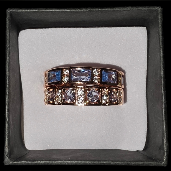 "Every Bit of The Details" Rings - Picture 2 of 4